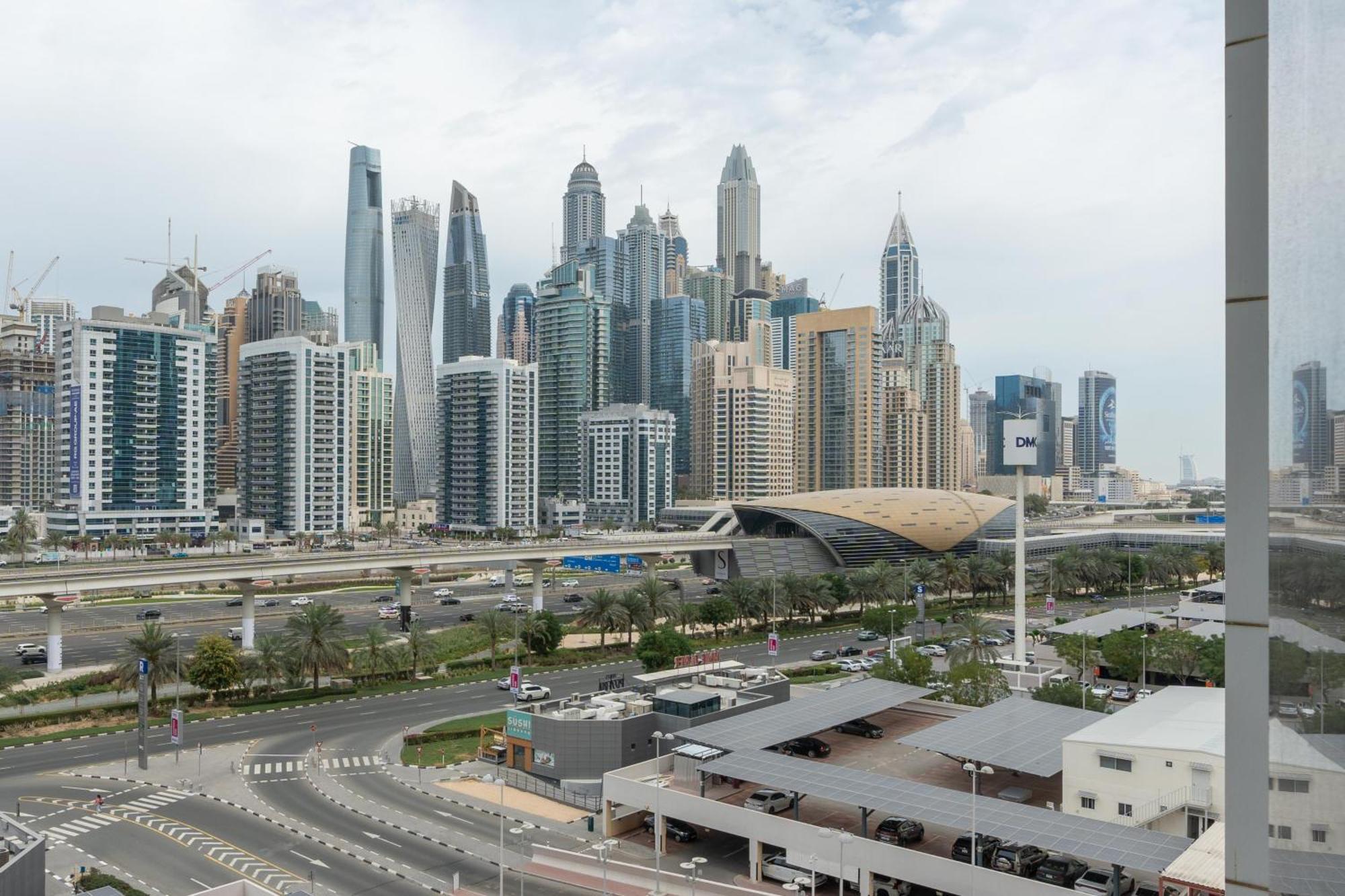 Modern 1Br Apartment In Jlt Next To Metro With City Views ドバイ エクステリア 写真